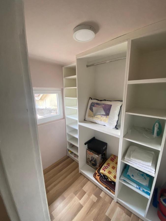 Apartman Niksic Apartment ภายนอก รูปภาพ